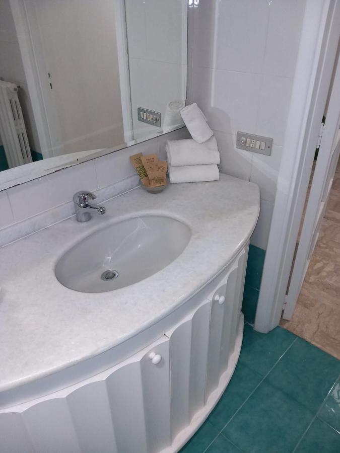 Wendy House Apartament Бари Екстериор снимка