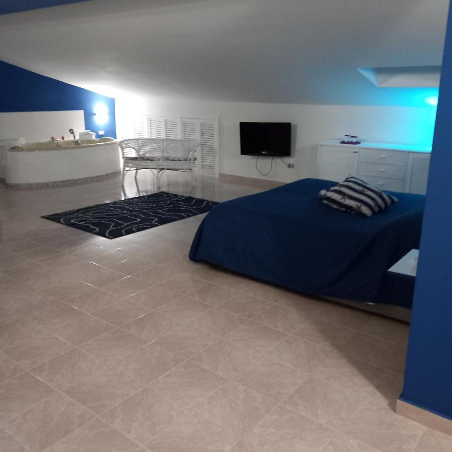 Wendy House Apartament Бари Екстериор снимка
