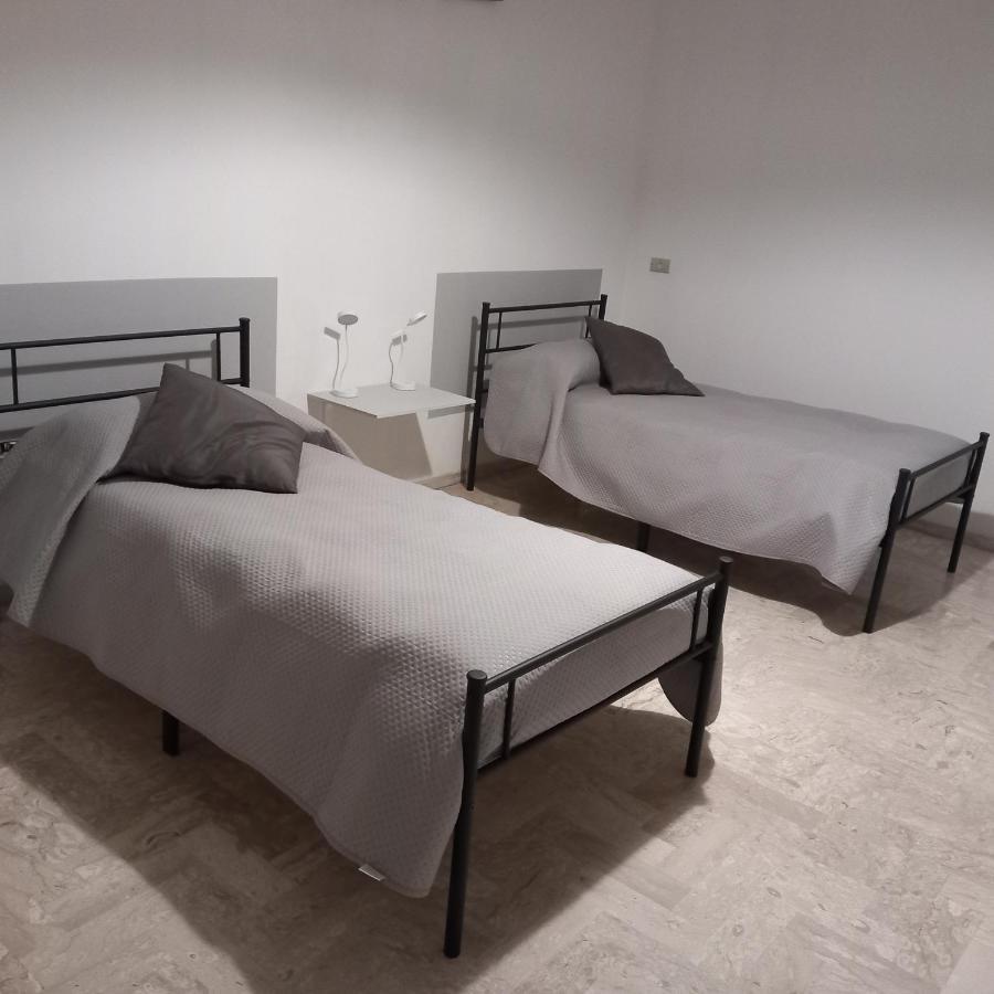 Wendy House Apartament Бари Екстериор снимка