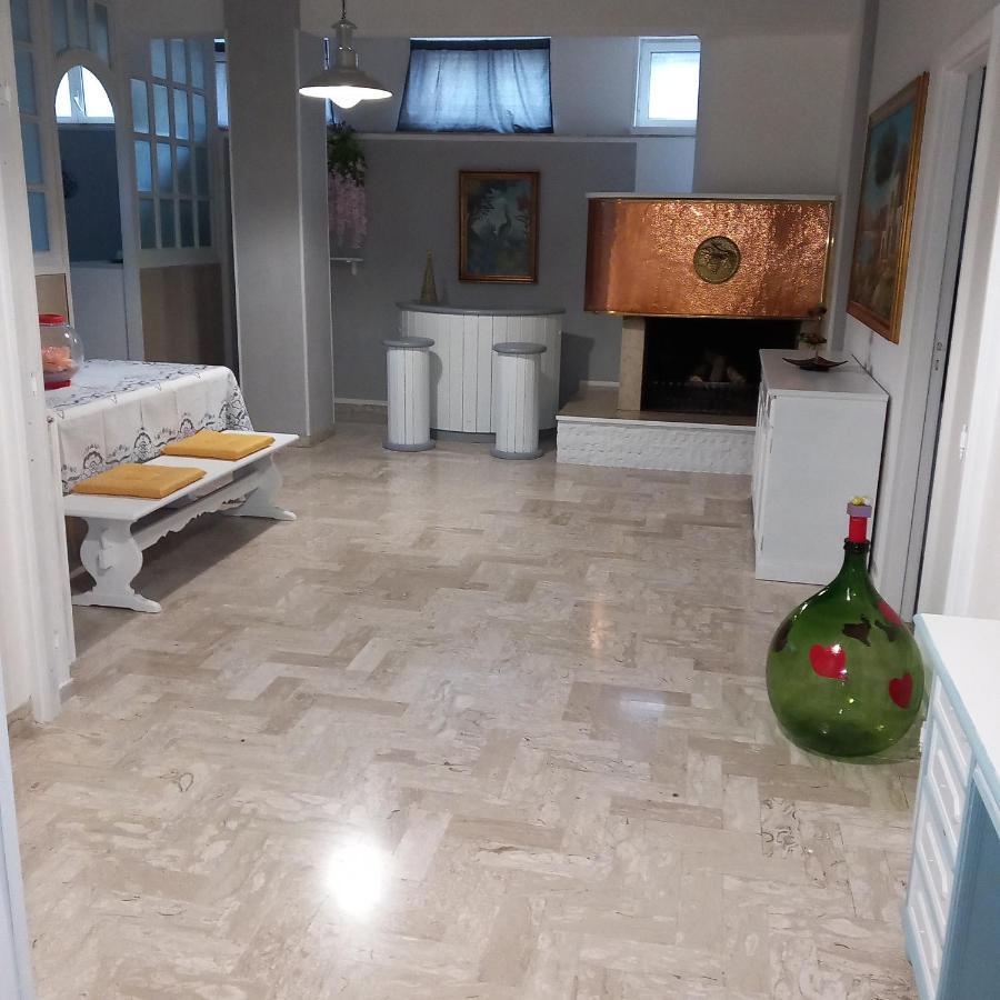 Wendy House Apartament Бари Екстериор снимка
